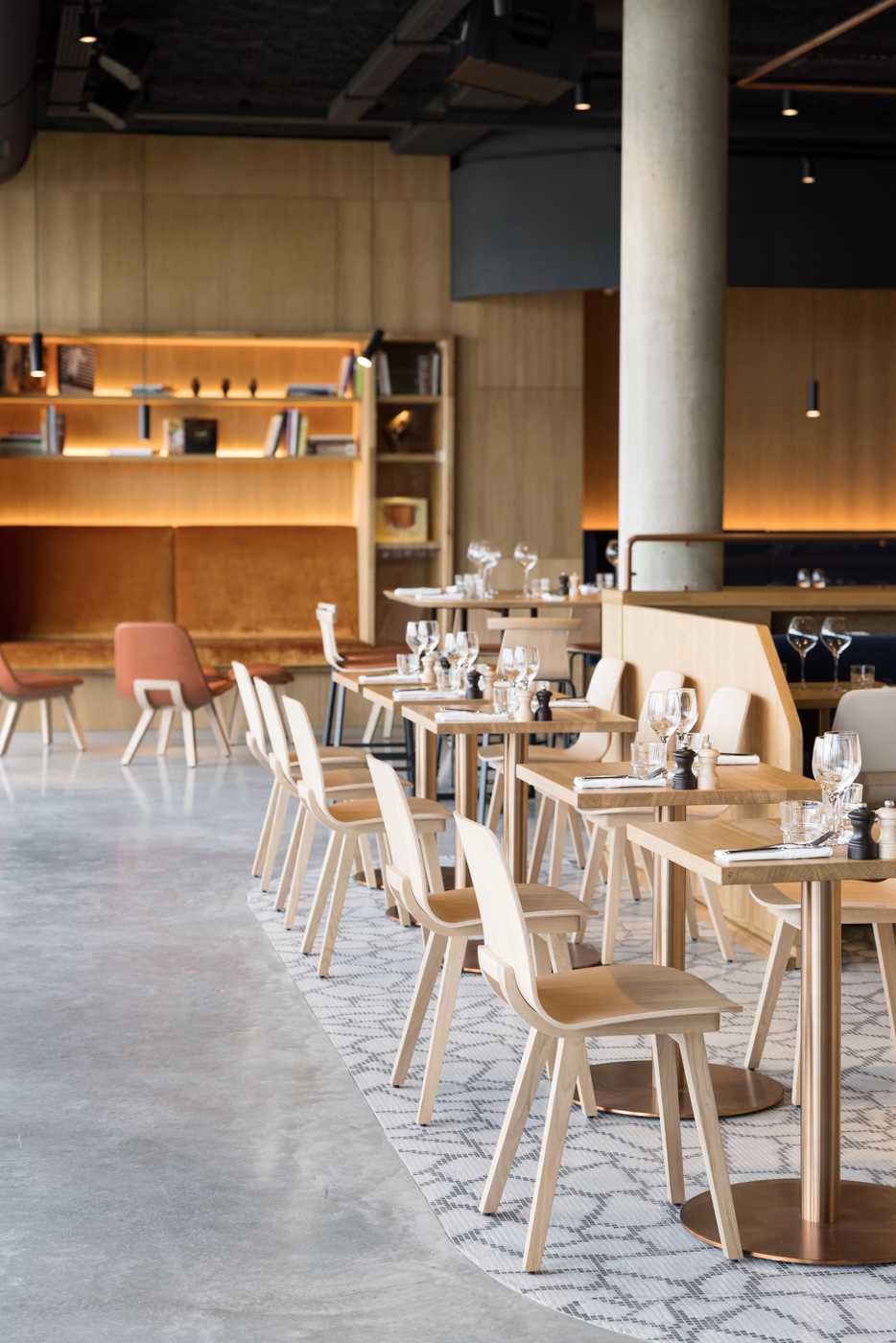 Décoration intérieur d'un restaurant à Nantes