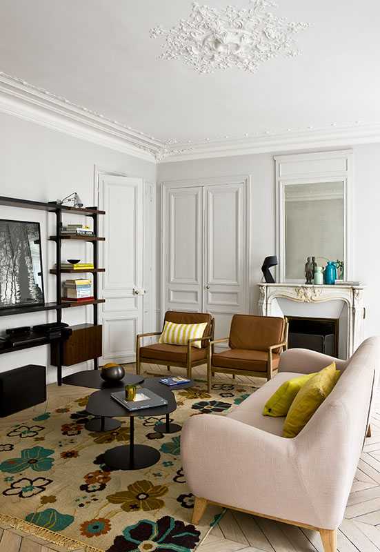 Salon d'un appartement haussmannien in Nantes après un relooking d'intérieur