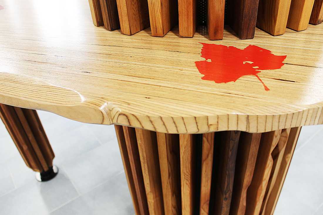 Agencement avec plateau en hêtre multiligne