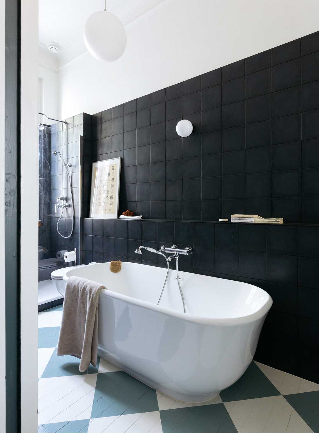 Salle de bain après travaux de rénovation par un décorateur d'intérieur en Loire Atlantique