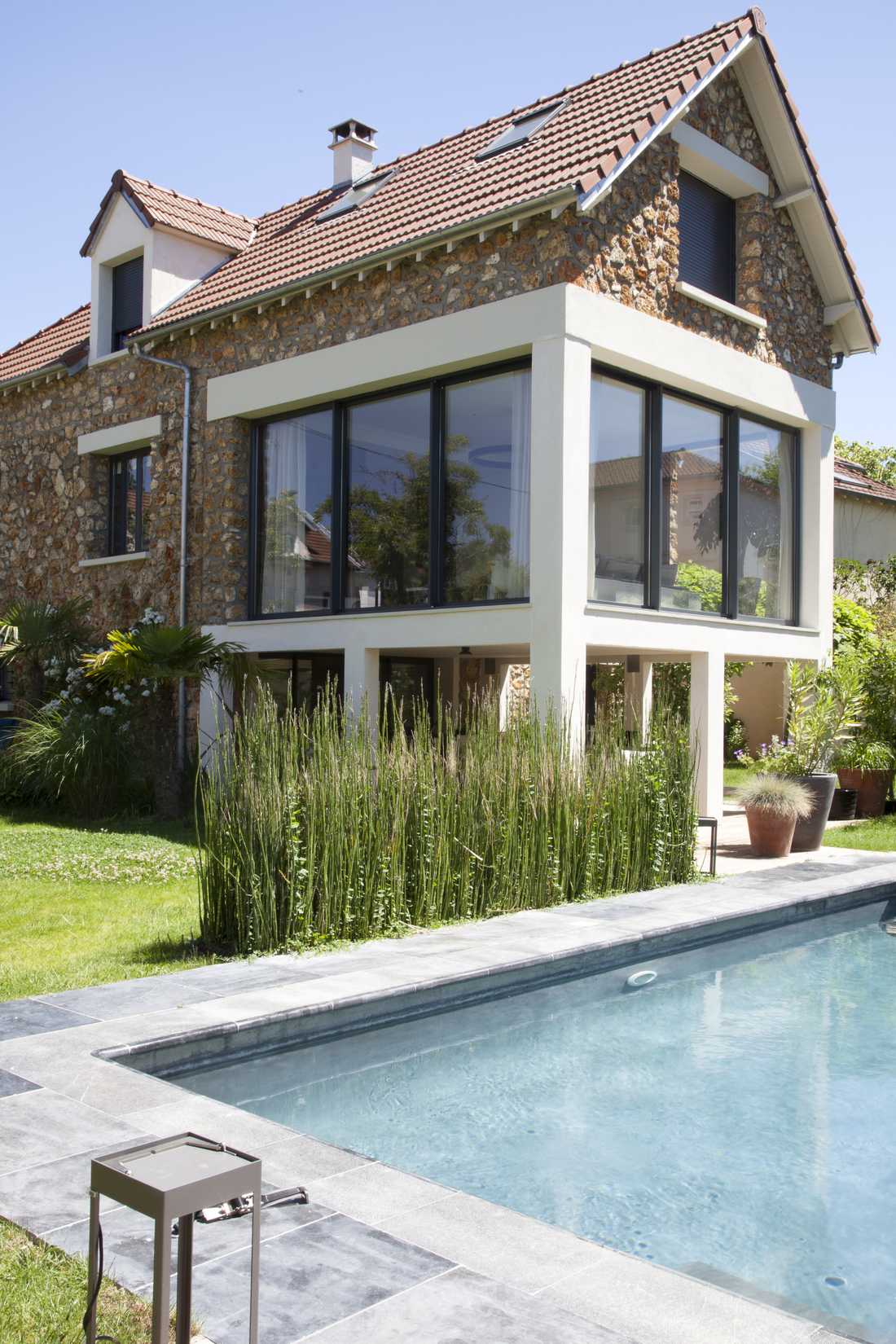 Extension et surélevation d'une maison de type meuliere à Nantes