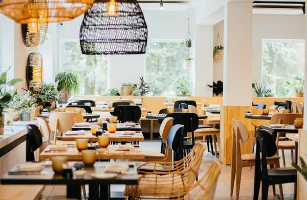 Remodelling intérieur d'un hôtel - restaurant à Nantes par un architecte