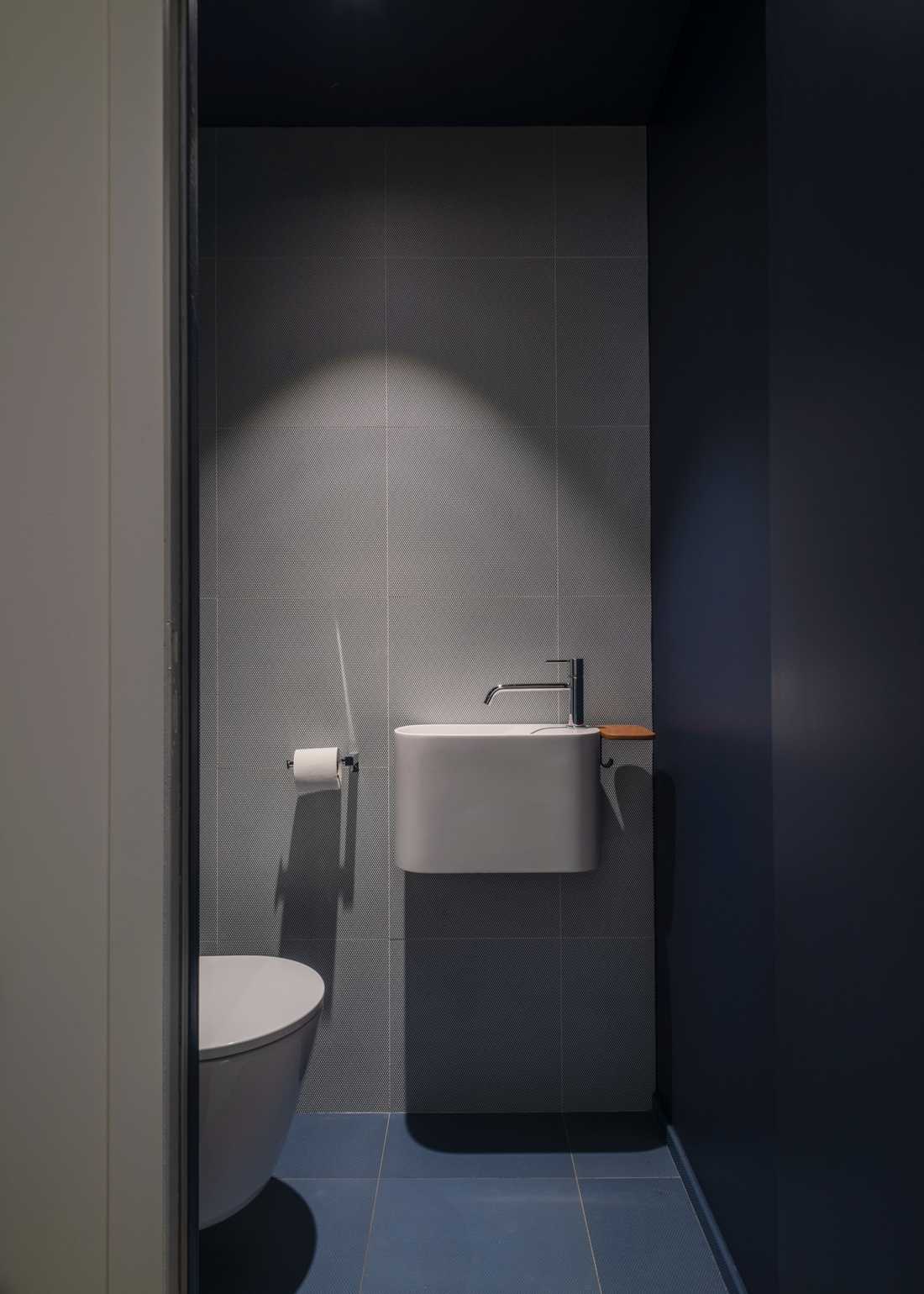 WC renové par un architecte d'intérieur à Nantes