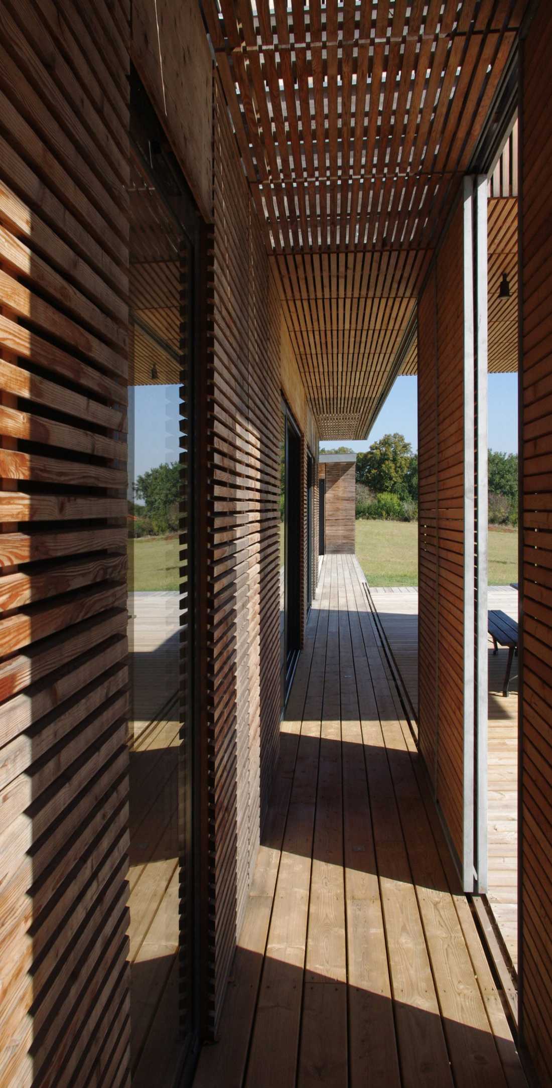 Wood frame extension built by an architect in Pays de la Loire