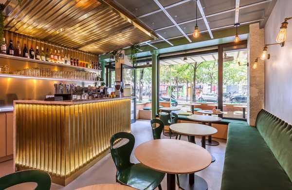 Aménagement d'un restaurant style Bistrot de quartier à Nantes par un architecte spécialiste de l'architecture commerciale.